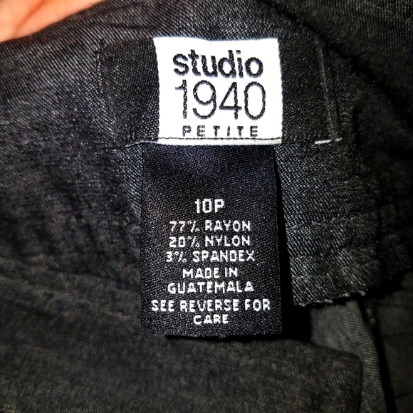 PRICE⬇️STUDIO 1940 BLACK PANTS. SIZE 10P - Picture 3 of 6